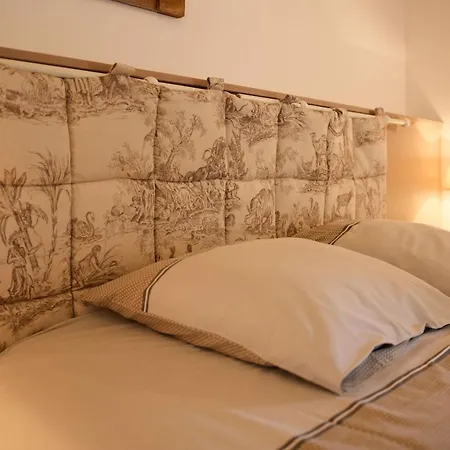 Castanea, D'hotes 3*
