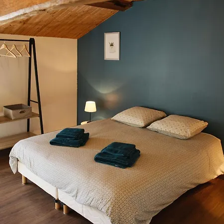 Castanea, D'hotes 3*